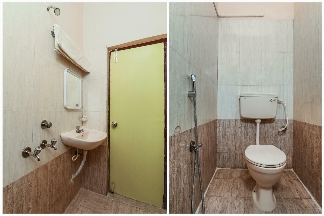 Oyo 28856 Manjeera Inn Visakhapatnam Buitenkant foto